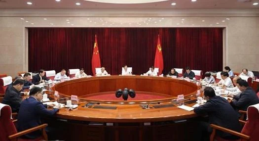 省委理論學習中心組舉行集中學習學好用好深入貫徹中央八項規定精神成效經驗示范帶頭持續推動全省學習教育走深走實王寧主持并講話 王予波石玉鋼劉曉凱參加
